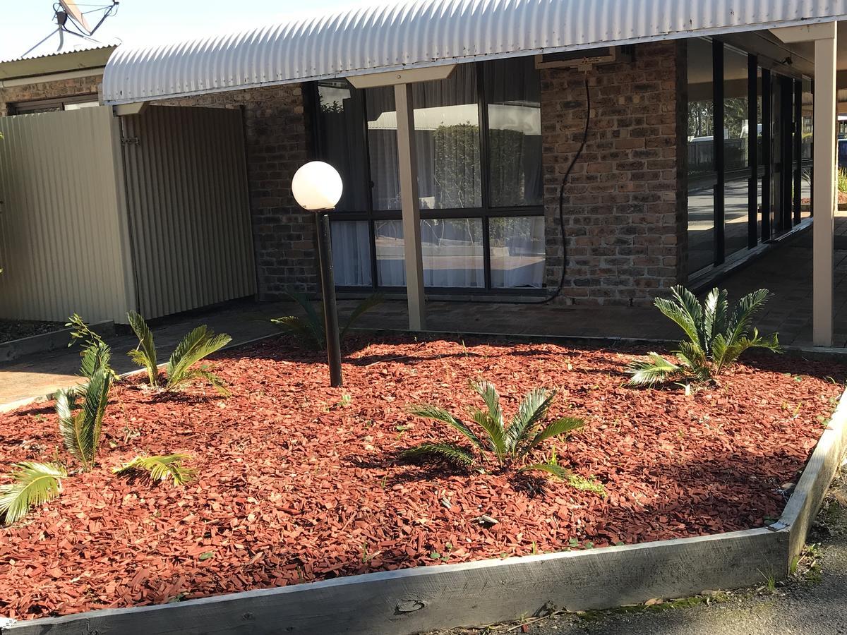 Tea Gardens Motel Exterior foto